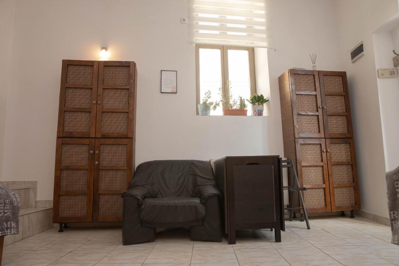 Cosy Apartment In City Centre Oradea Eksteriør bilde