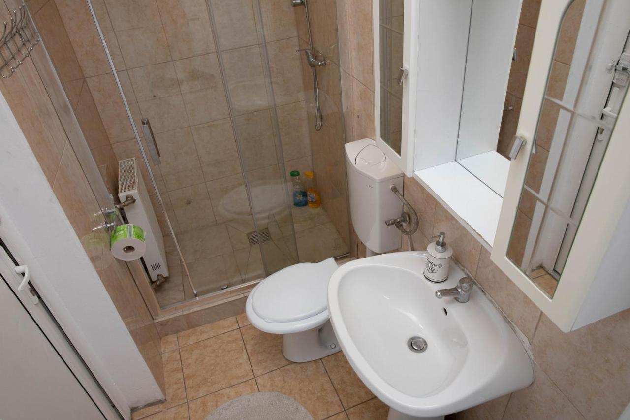 Cosy Apartment In City Centre Oradea Eksteriør bilde