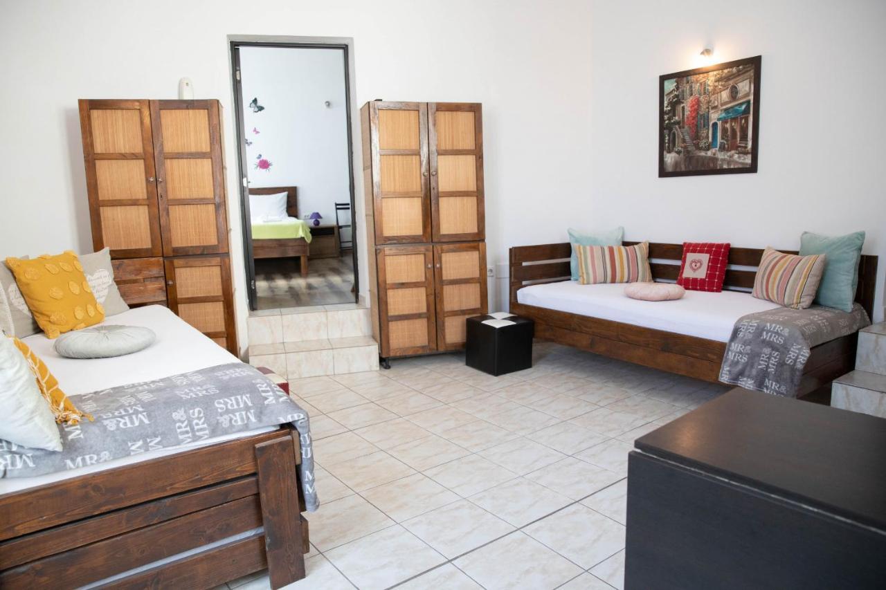Cosy Apartment In City Centre Oradea Eksteriør bilde
